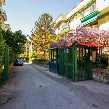 Апартаменты Garden House Giulia Сорренто