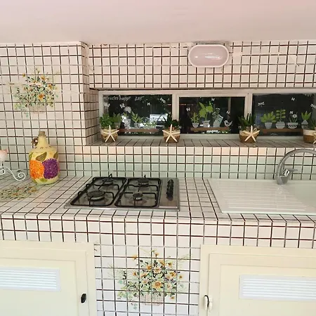 Garden House Giulia Lägenhet *